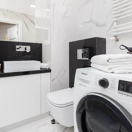Lejlighed Stylish Two Bedroom Nasypowa By Renters