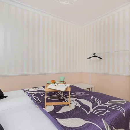 Daire Stylish Two Bedroom Nasypowa By Renters Gdynia